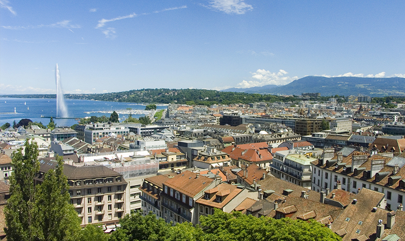 vue de  Genève avec le Jet d'eau 